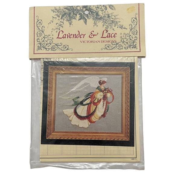 NOS Lavender & Lace Cross Stitch Pattern "Angel of Autumn" L&L 30 (c 1994) - Picture 1 of 3